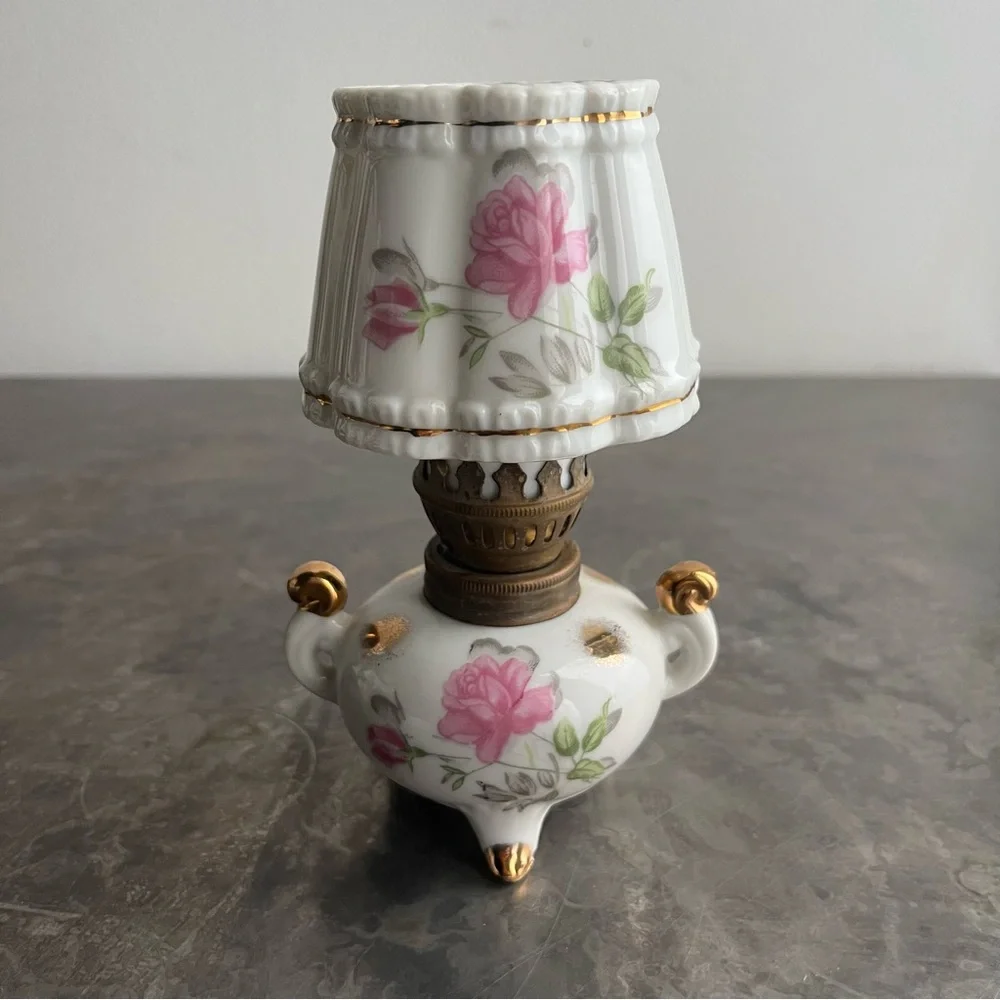 Oil Lamp Trimont Ware Japan Pink Roses